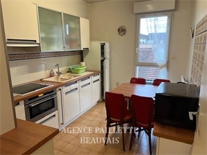 appartement à la vente -   60000  BEAUVAIS, surface 114 m2 vente appartement - APR603525